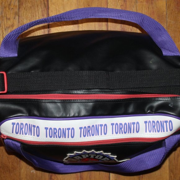 Vintage 1994 Toronto Raptors Leather Duffle Bag - Picture 6 of 8